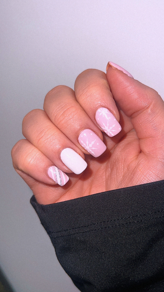 Please post your nails! I need shape and colour inspo!