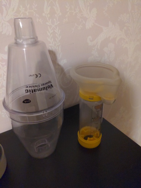 Please help me use inhaler with spacer 7 month old