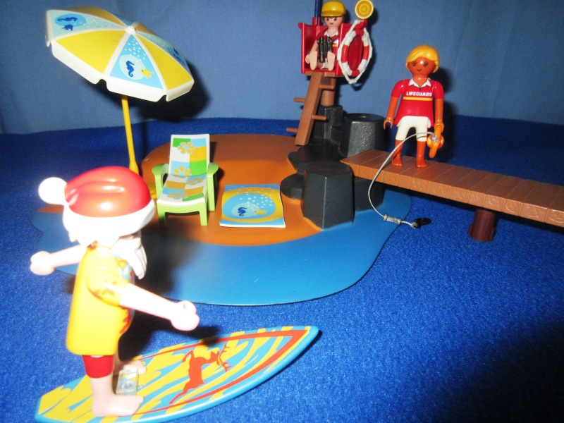 It's the season of advent for the Playmobil people in our house...