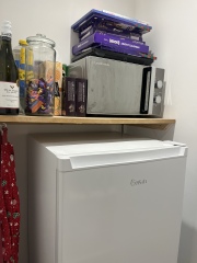 Damaged new quartz worktops 😭😭😭