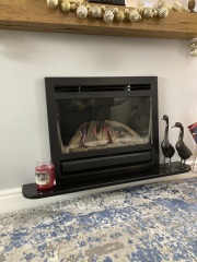 Inset gas fire with a mantelpiece?