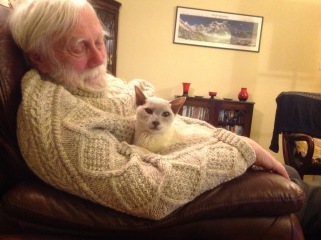 Woolly Hugs: A Blanket for fellow Mumsnetter thegreylady. Can you help us please?