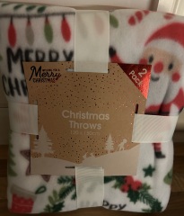 Thread 16 - the one with two turtle fingerless gloves