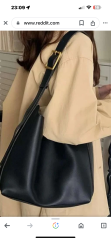 Large shoulder bag like the one from Nearly Normal Family on Netflix