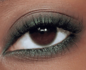VB olive kajal pencil - looks wrong colour - faulty batch?