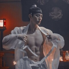 MsLatté’s Daebak Cybercafé (Kdrama addicts #44): In which a surprise feast of corking contract marriage dramas 🙌 is undercut by an imminent BTS content famine as Jung Kook, RM, V and Jimin enlist 😭