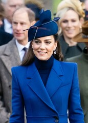 Royal Style: silk, stomachers, sapphires and plenty of sass