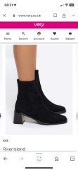 Are these boots a bit mumsy?
