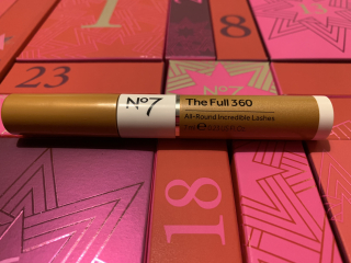 General “waifs and strays” beauty advent calendar opening thread