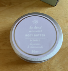 General “waifs and strays” beauty advent calendar opening thread