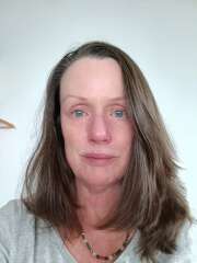 Does anyone really look younger than their age?