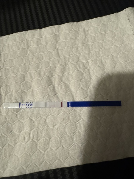 11DPO - is this a squinter?😬