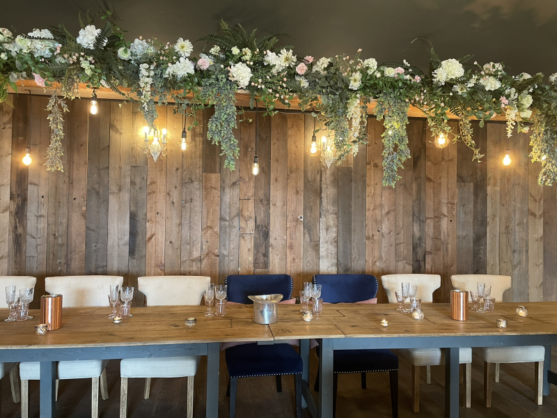 Come and tell me your dull and unexciting news 28: Calmly through the day