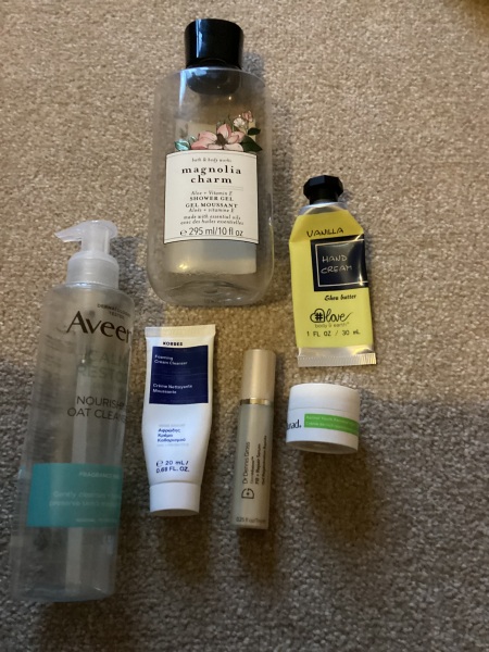 Feel the temptation to indulge in beauty treats? Is your collection overflowing with treasures? Come unite with fellow beauty enthusiasts in this lovely group!