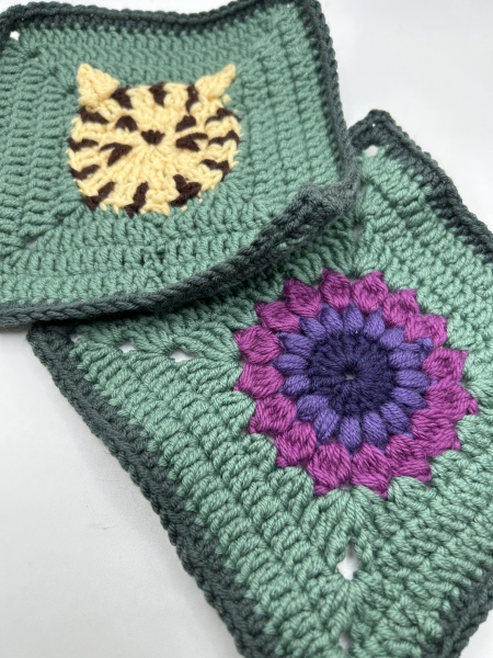 Woolly Hugs. Sad news we are afraid. Making a Blanket for lovely Mowly77's family