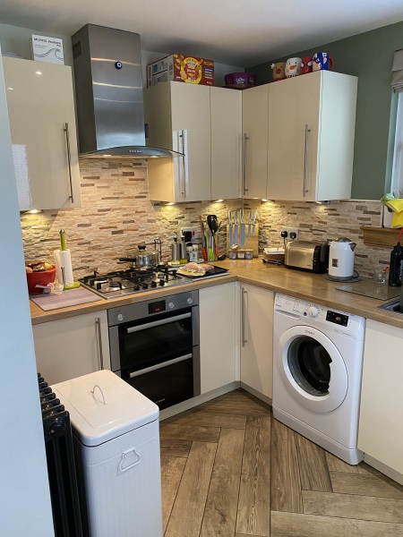 What colour kitchen