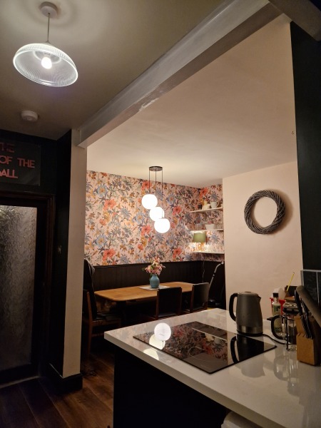 Kitchen Island (size of kitchen)