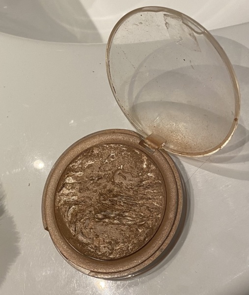 Help me find a bronzer