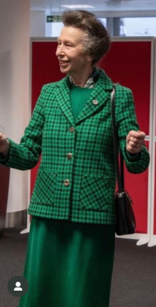 Royal Style: Tea and Tiaras - no stylish woman left behind!