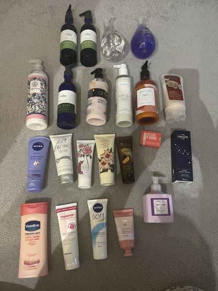 Join me in a beauty product buying ban or come and give me moral support!