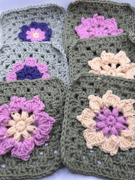 Woolly Hugs. Sad news we are afraid. Making a Blanket for lovely Mowly77's family