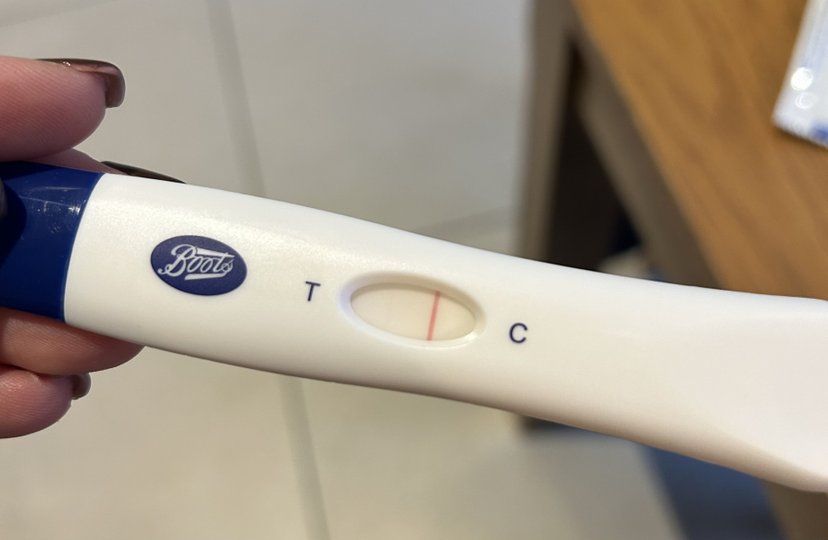 11DPO - is this a squinter?😬