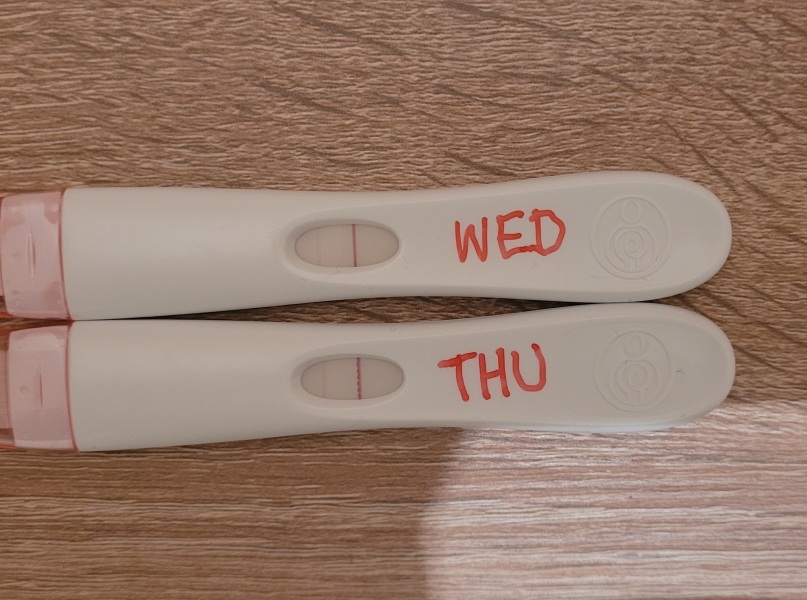 11DPO - is this a squinter?😬