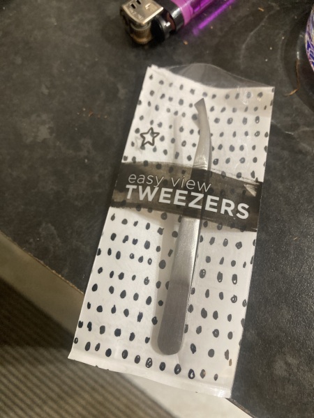 Tweezers help please