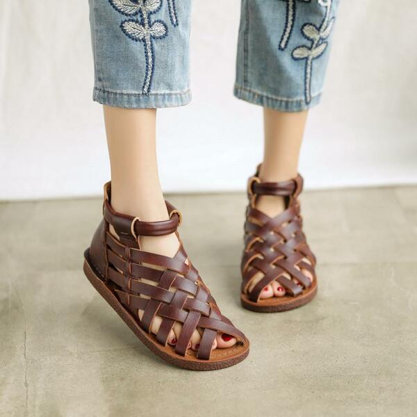 Wonky toes/bunions, what footwear in summer?