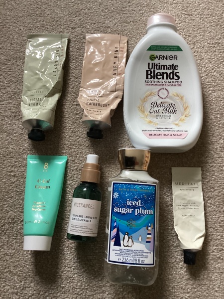 Feel the temptation to indulge in beauty treats? Is your collection overflowing with treasures? Come unite with fellow beauty enthusiasts in this lovely group!