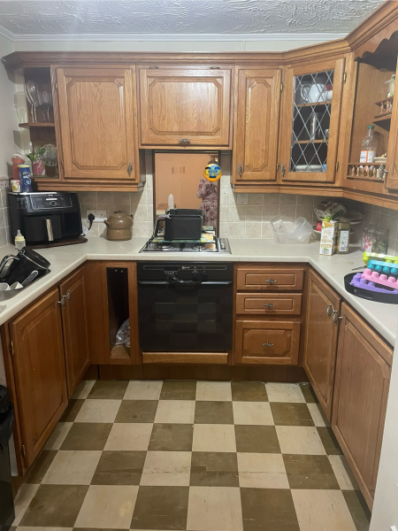 Kitchen makeovers - are they really possible without looking crap?