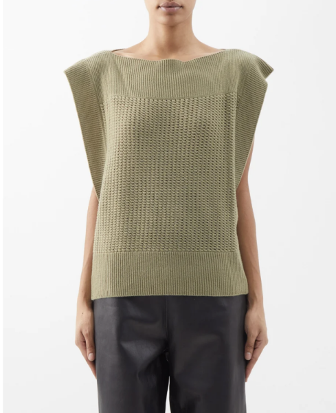 Les Parisiennes des Mamanset: On the Advent of Newness