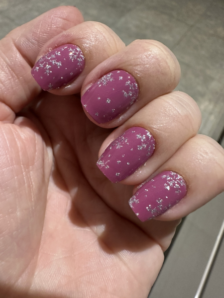 What colour nails in Jan/Feb?