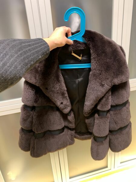 Faux fur jacket help needed for my wedding.