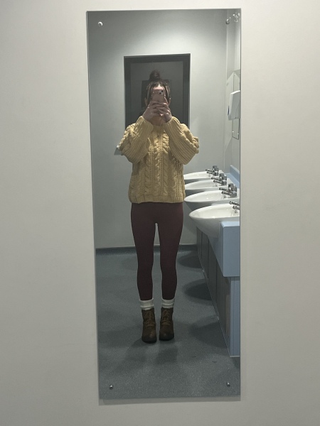 Sports socks over leggings trend - I have questions!