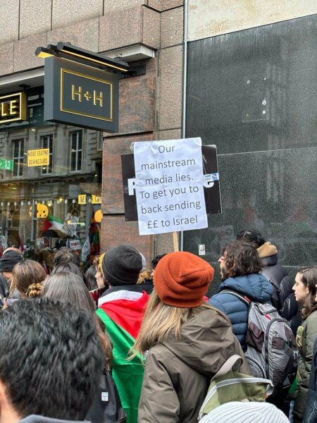 "The only purpose of these endless marches is to intimidate British Jews" (part two) ***MNHQ has tweaked the title in order to make the quote more clear***