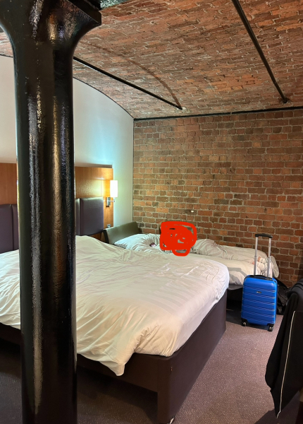 Liverpool Docks - where to stay?
