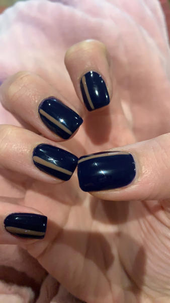 What colour nails in Jan/Feb?