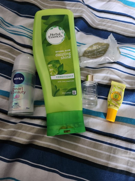 Feel the temptation to indulge in beauty treats? Is your collection overflowing with treasures? Come unite with fellow beauty enthusiasts in this lovely group!