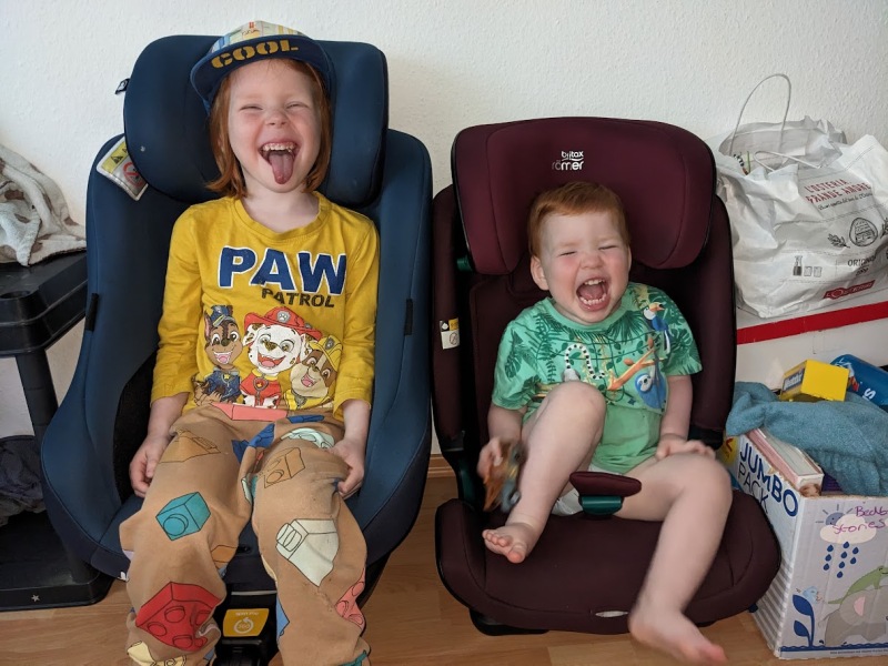 When does seatbelt become safer than five point harness?