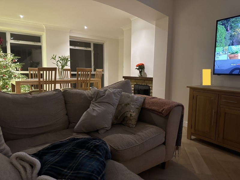 Help me tart up house for sale (pics included)