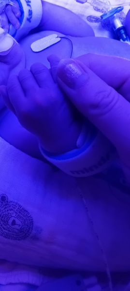 23 weeks pregnant found out father is married