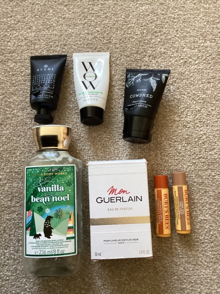 Feel the temptation to indulge in beauty treats? Is your collection overflowing with treasures? Come unite with fellow beauty enthusiasts in this lovely group!