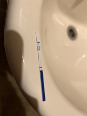 11DPO - is this a squinter?😬