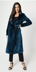 Nude or black shoes with this dress