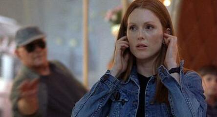 Straight women, were/are you aware that Jodie Foster is gay?