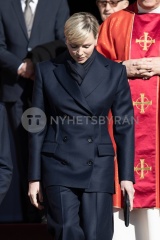 Royal Style: Tea and Tiaras - no stylish woman left behind!