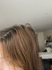 Please help me match a hair colour to my roots, with pictures!