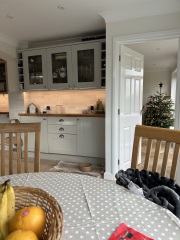 Help me tart up house for sale (pics included)