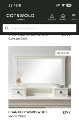Does anyone have a vanity area? If so, pic please?